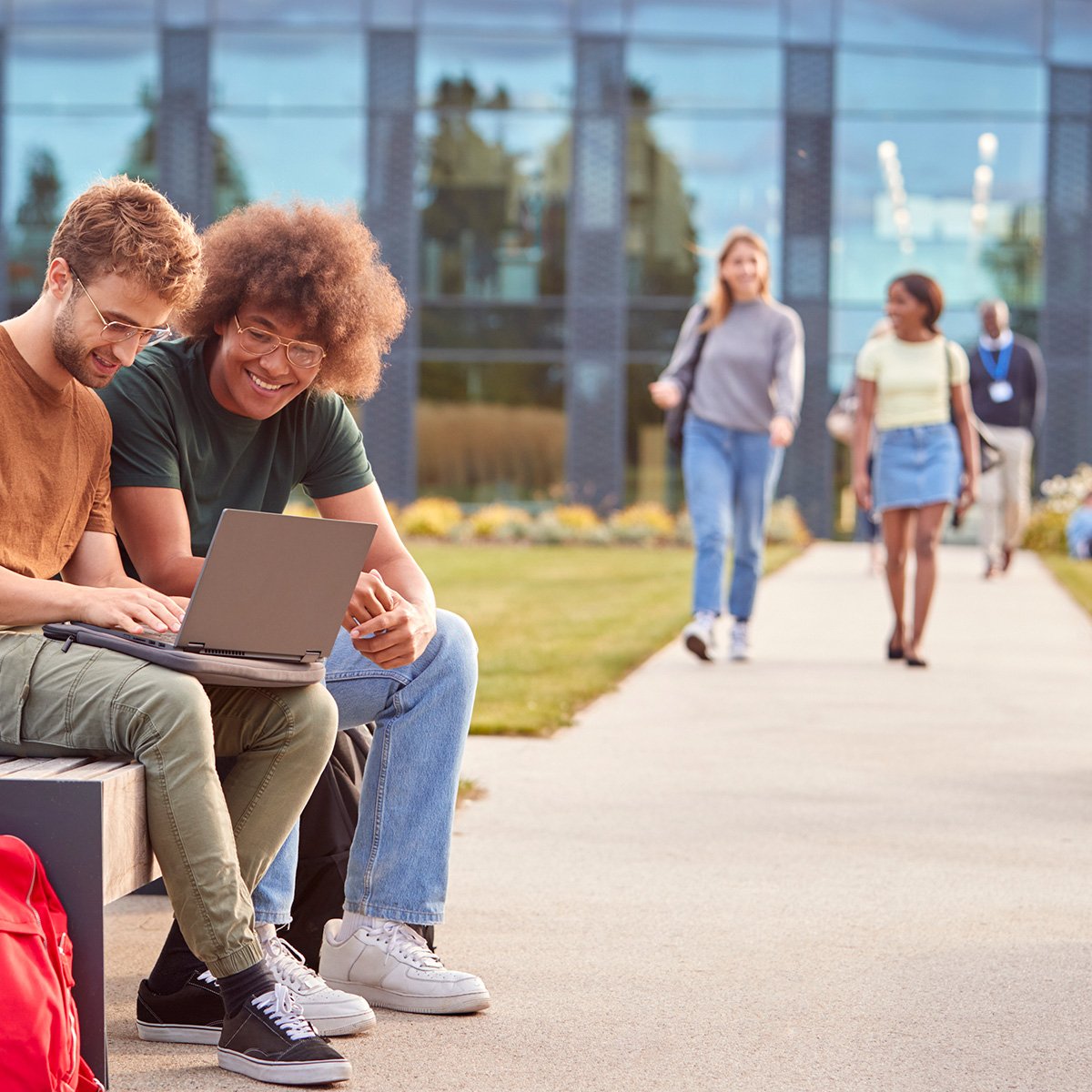 TYPES OF COLLEGES
